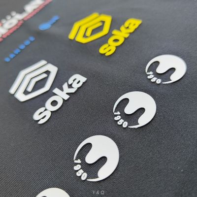 Matte Surface Silicone Heat Transfer Logo Flat Screen Printing Logo Customized