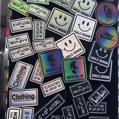 OEM ODM Reflective 3D Heat Transfer Patches Rubber Heat Transfer Labels For Garments