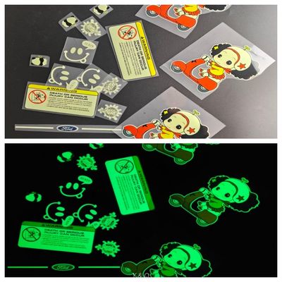 Afdrukbare fluorescerende gloed in het donker logo sticker voor tas